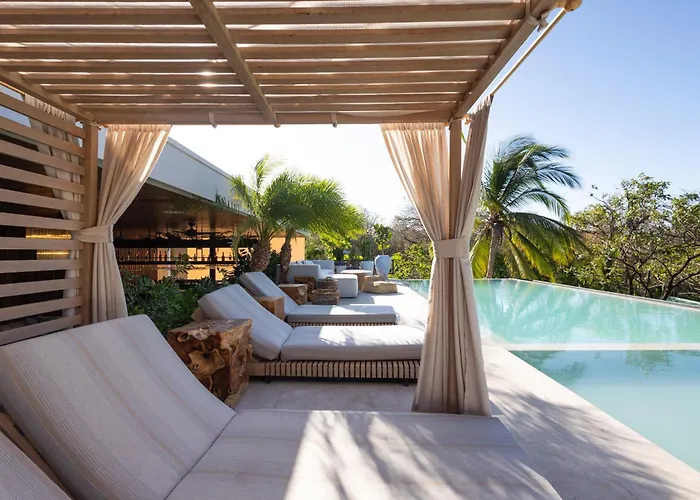 Silvestre & Residences