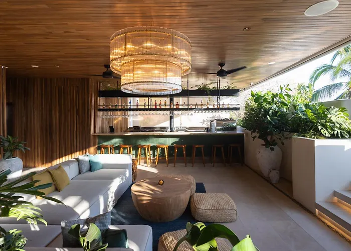 Silvestre & Residences Hotel *