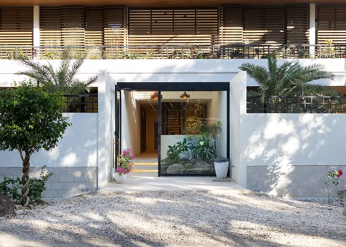 Hotel Silvestre & Residences *